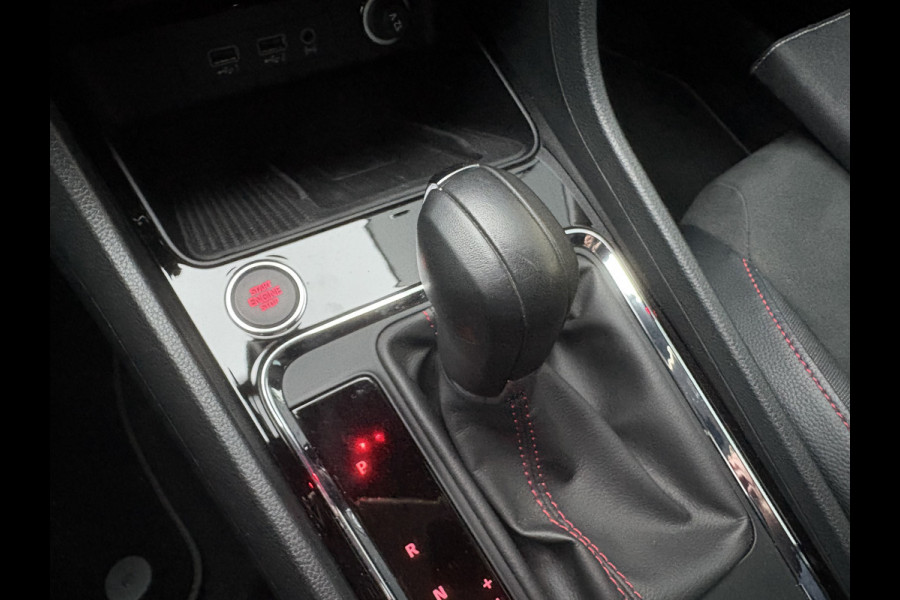 Seat Ateca 1.5 TSi DSG FR Business Intense CAMERA/KEYLESS/CARPLAY/PDC/TREKH.WEGKLAPBAAR