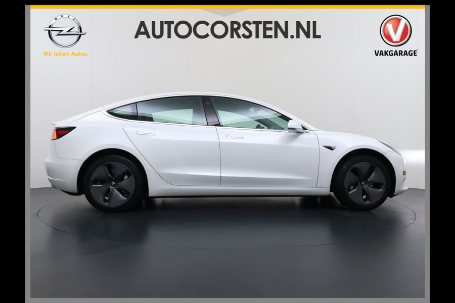 Tesla Model 3 RWD SR+ 325PK Lmv 18" AutoPilot FSD Leder Panoramadak Adaptive-Cruise Camera's Elektr.-Stuur+Stoelen+Spiegels+Geheugen+Easy-Entr Navi LED Comfortstoelen ACC DAB Voorverwarmen interieur via App Keyless One-Pedal-Drive SOH 86% Origineel Nederlandse auto tot 11kw laden thuis! 1.584kg licht!