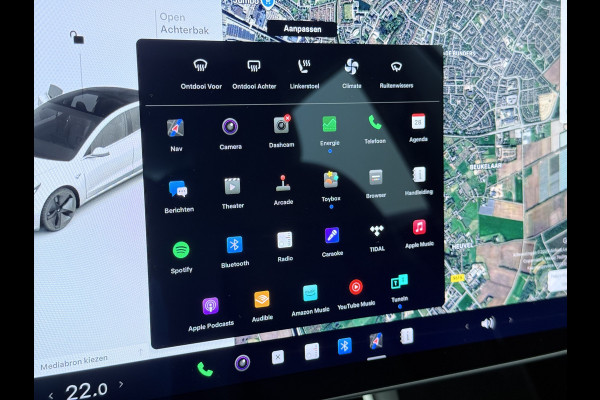 Tesla Model 3 RWD SR+ 325PK Lmv 18" AutoPilot FSD Leder Panoramadak Adaptive-Cruise Camera's Elektr.-Stuur+Stoelen+Spiegels+Geheugen+Easy-Entr Navi LED Comfortstoelen ACC DAB Voorverwarmen interieur via App Keyless One-Pedal-Drive SOH 86% Origineel Nederlandse auto tot 11kw laden thuis! 1.584kg licht!