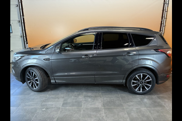 Ford Kuga 1.5 EcoBoost ST Line trekhaak | navigatie | panoramadak | semi leer