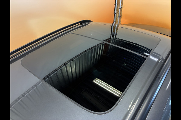 Ford Kuga 1.5 EcoBoost ST Line trekhaak | navigatie | panoramadak | semi leer