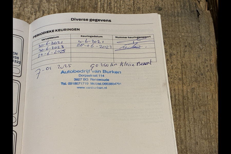 Ford Kuga 1.5 EcoBoost ST Line trekhaak | navigatie | panoramadak | semi leer