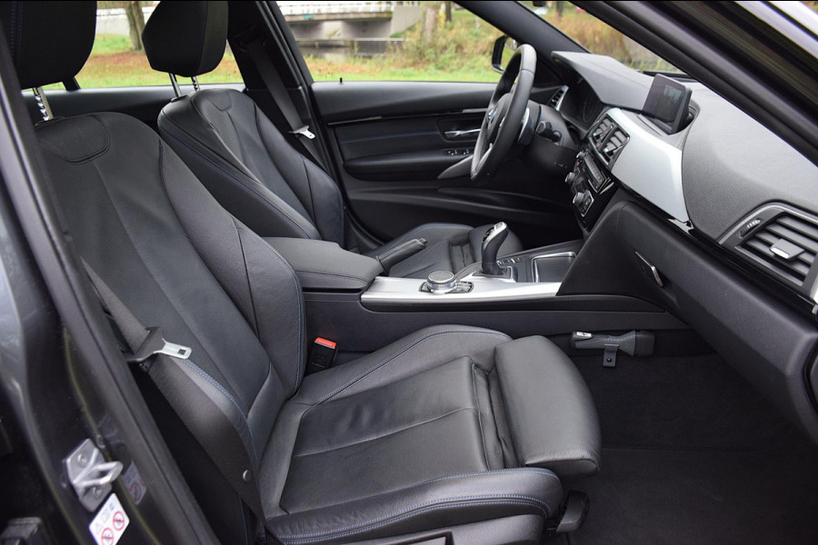 BMW 3-serie 320i M Sport Edition*Dak*Keyless*Digi dash*Head-up*Camera*Enz enz