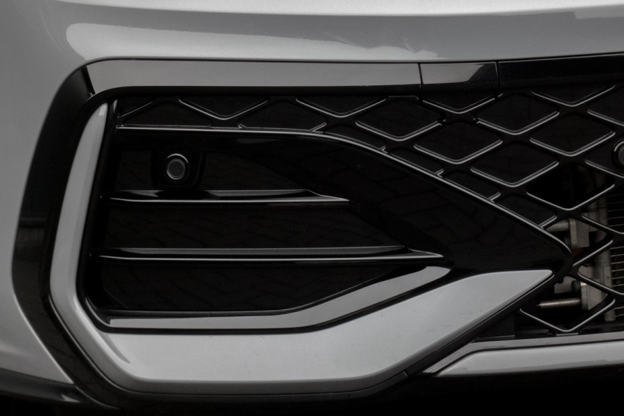 Volkswagen Golf 1.5 eTSI R-Line Edition | PANORAMADAK | IQ LIGHT | ACC | HEAD UP | HARMAN & KARDON