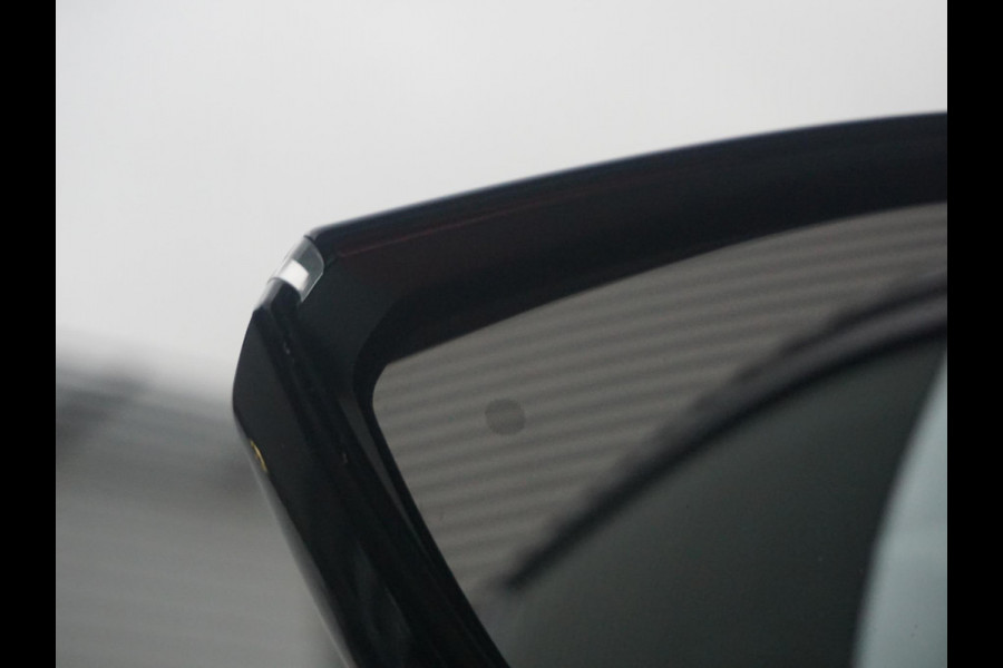 Opel Astra 1.2 Turbo Hybrid Ultimate Schuif / Kanteldak