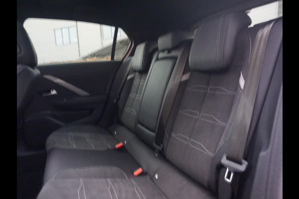 Opel Astra 1.2 Turbo Hybrid Ultimate Schuif / Kanteldak