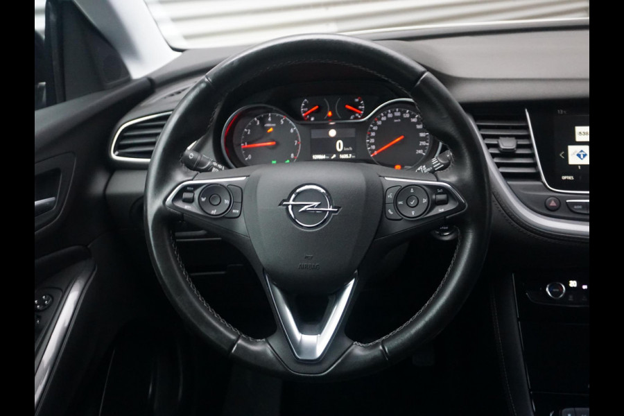 Opel Grandland X 1.2 Turbo Business Executive