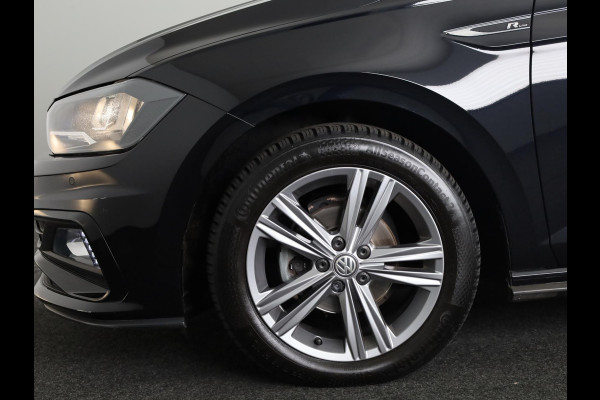 Volkswagen Polo 1.0 TSI Highline Business R 95PK DSG | Digitaal dashboard | Navigatie | Inklapbare spiegels |