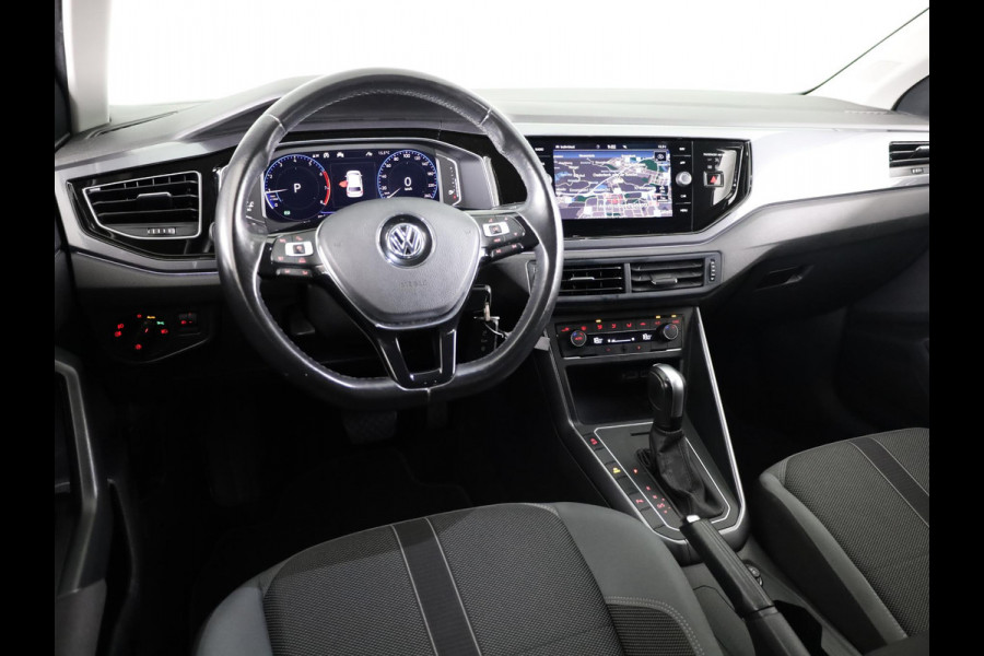 Volkswagen Polo 1.0 TSI Highline Business R 95PK DSG | Digitaal dashboard | Navigatie | Inklapbare spiegels |