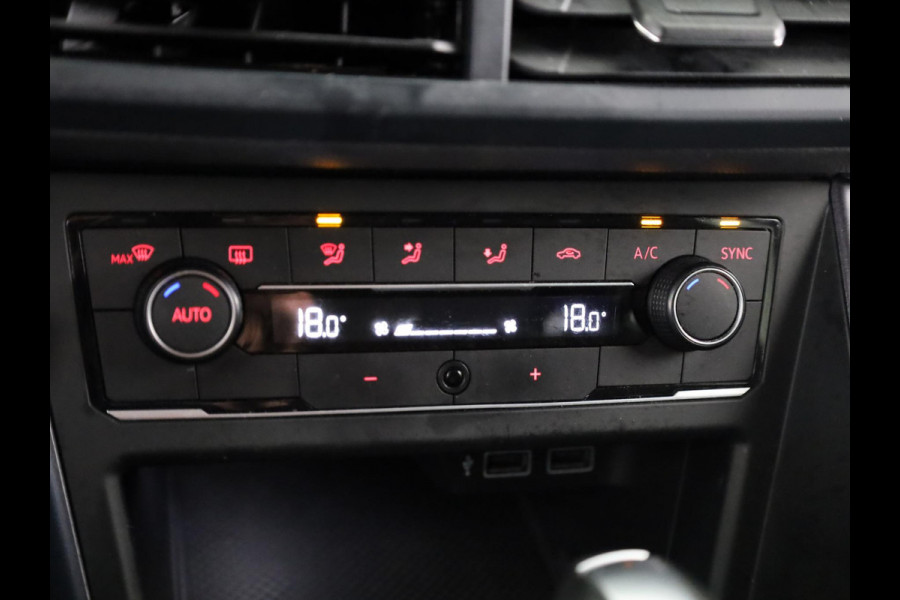 Volkswagen Polo 1.0 TSI Highline Business R 95PK DSG | Digitaal dashboard | Navigatie | Inklapbare spiegels |