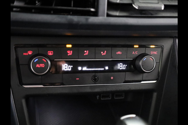 Volkswagen Polo 1.0 TSI Highline Business R 95PK DSG | Digitaal dashboard | Navigatie | Inklapbare spiegels |