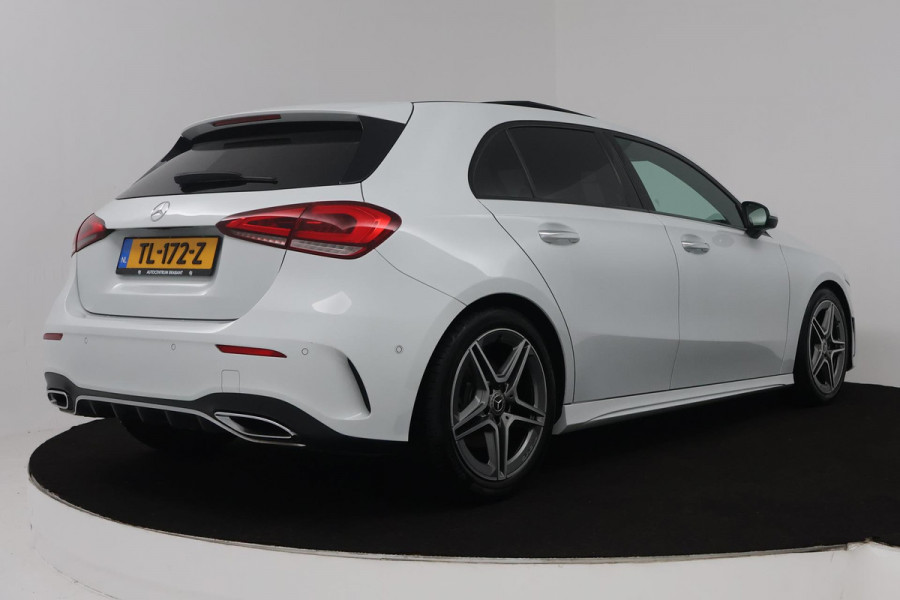 Mercedes-Benz A-Klasse 200 Launch Edition Premium Plus (PANORAMADAK, STOELVERWARMING, SFEERVERLICHTING, ACHTERUITRIJCAMERA)