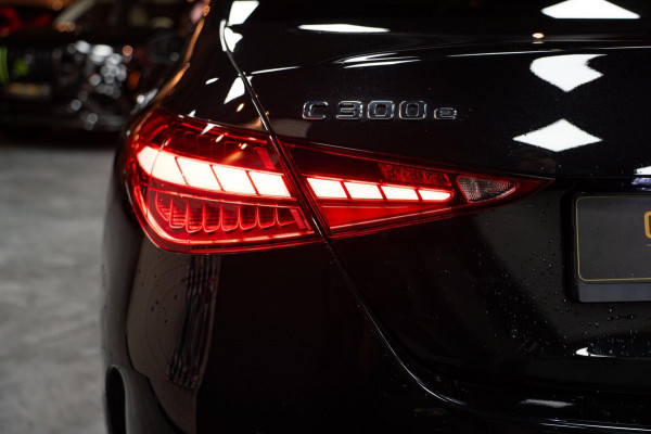 Mercedes-Benz C-Klasse 300e AMGLINE|PANO|HEADUP|GARANTIE