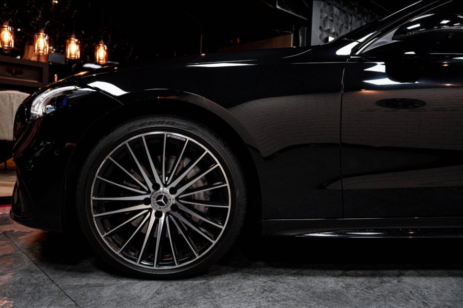 Mercedes-Benz C-Klasse 300e AMGLINE|PANO|HEADUP|GARANTIE