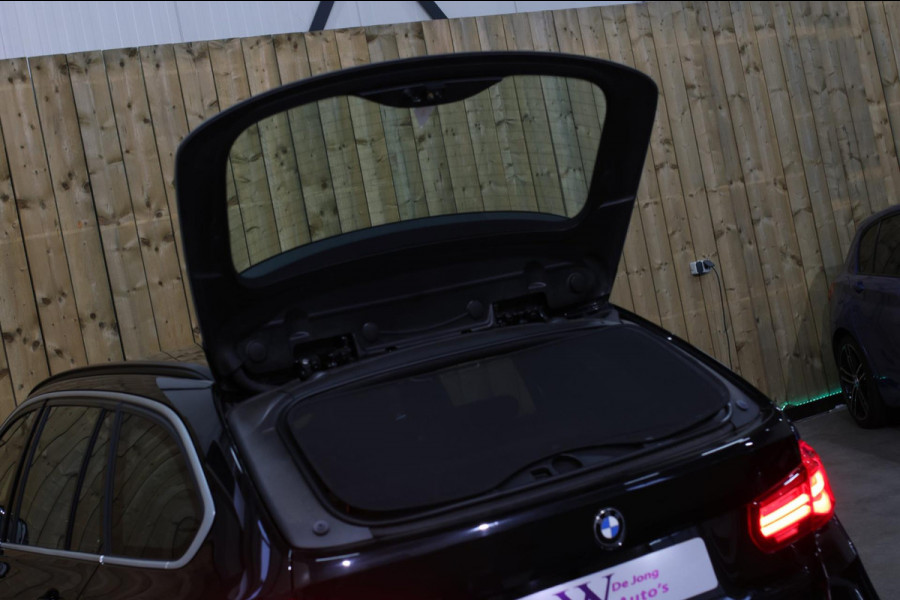 BMW 3 Serie Touring 318i M-Sport *Leder*Navi Pro*Stoelverwarming*