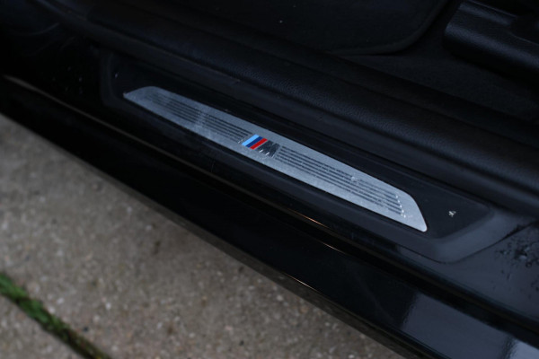 BMW 3 Serie Touring 318i M-Sport *Leder*Navi Pro*Stoelverwarming*