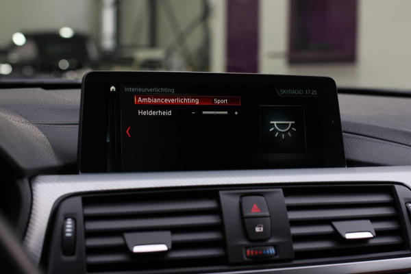 BMW 3 Serie Touring 318i M-Sport *Leder*Navi Pro*Stoelverwarming*