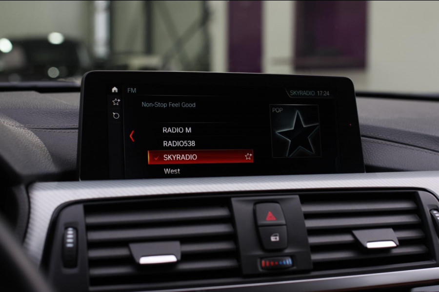 BMW 3 Serie Touring 318i M-Sport *Leder*Navi Pro*Stoelverwarming*