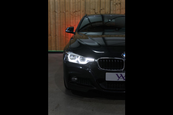 BMW 3 Serie Touring 318i M-Sport *Leder*Navi Pro*Stoelverwarming*