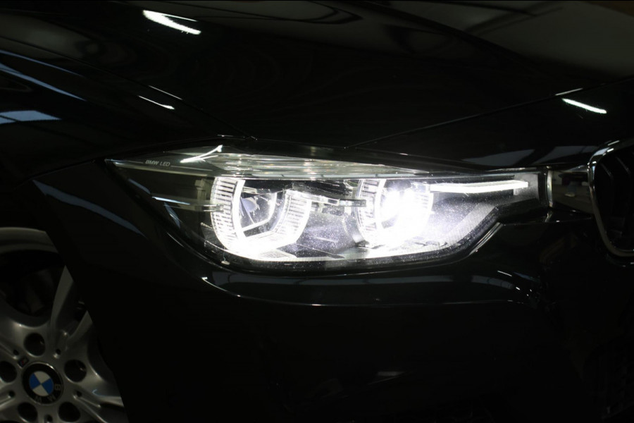 BMW 3 Serie Touring 318i M-Sport *Leder*Navi Pro*Stoelverwarming*