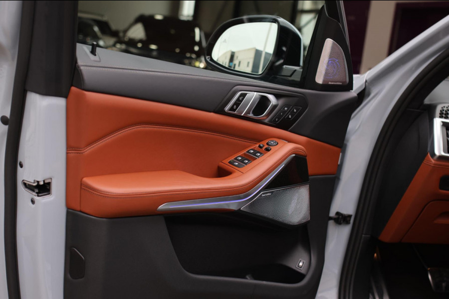 BMW X5 XDrive50e M-Sport *Sky-Lounge*B&W*M-Stoelen*Soft-Close*Trekhaak*