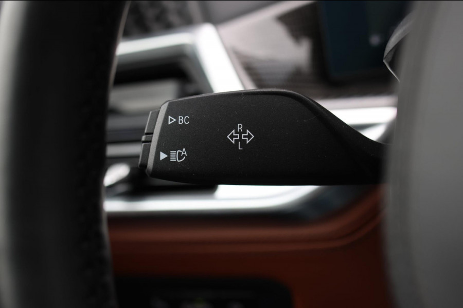 BMW X5 XDrive50e M-Sport *Sky-Lounge*B&W*M-Stoelen*Soft-Close*Trekhaak*