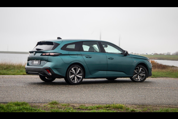 Peugeot 308 SW 1.6 HYbrid 180 Allure Pack Business AIRCO / CRUISE CONTROLE / CARPLAY / PLUG IN HYBRID / STOELVERWARMING