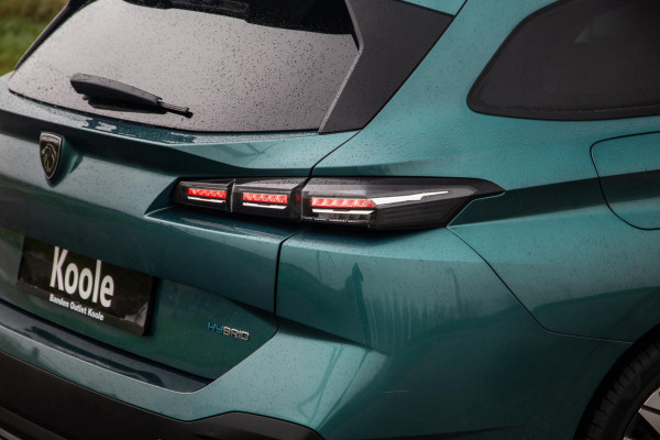 Peugeot 308 SW 1.6 HYbrid 180 Allure Pack Business AIRCO / CRUISE CONTROLE / CARPLAY / PLUG IN HYBRID / STOELVERWARMING