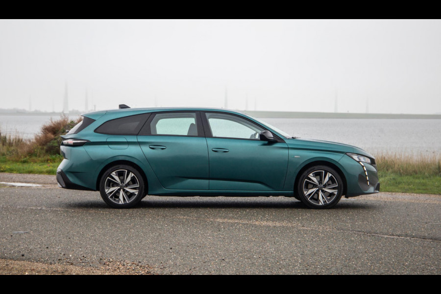 Peugeot 308 SW 1.6 HYbrid 180 Allure Pack Business AIRCO / CRUISE CONTROLE / CARPLAY / PLUG IN HYBRID / STOELVERWARMING