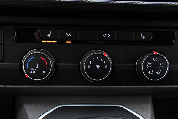 Volkswagen Transporter 2.0 TDI L1H1 Bulli Black Edition Virtual, Adaptieve Cruise, Carplay, LED, Stoelverwarming, 199pk, Automaat, Uniek!