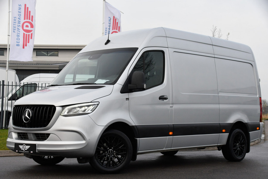 Mercedes-Benz Sprinter 319 V6 3.0 CDI L2H2 AMG Edition Adaptieve Cruise, 360 Camera, Carplay, 10,5'' Mbux, LED, Automaat, Standkachel, Stoelverwarming, Trekhaak, Uniek!