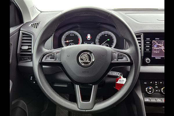Škoda Karoq 1.5 TSI ACT Sportline Business Automaat (NAVIGATIE, STOELVERWARMING, PARKEERSENSOREN, GOED ONDERHOUDEN)