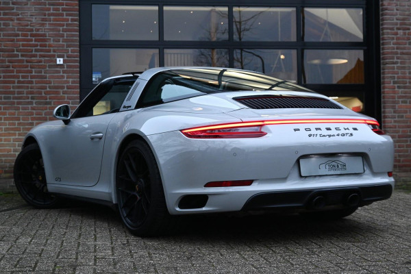 Porsche 911 3.0 Targa 4 GTS PDK Krijt SportChrono BOSE PDLS CAM '19