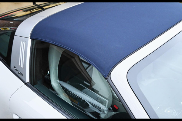 Porsche 911 3.0 Targa 4 GTS PDK Krijt SportChrono BOSE PDLS CAM '19