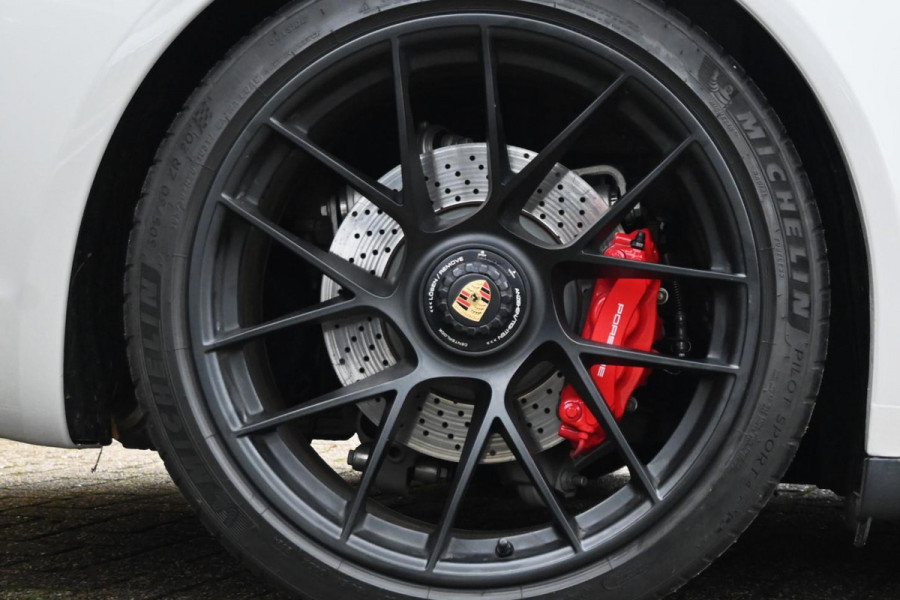 Porsche 911 3.0 Targa 4 GTS PDK Krijt SportChrono BOSE PDLS CAM '19