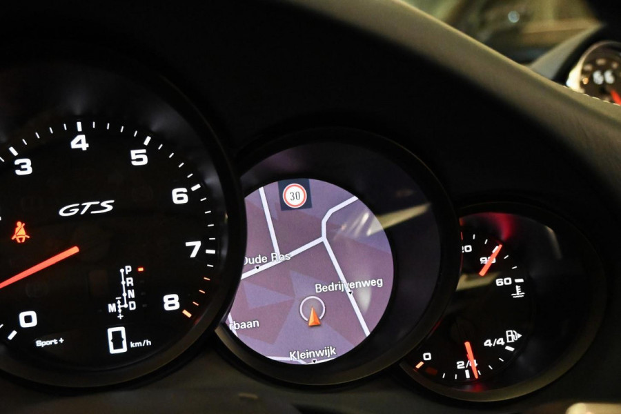 Porsche 911 3.0 Targa 4 GTS PDK Krijt SportChrono BOSE PDLS CAM '19