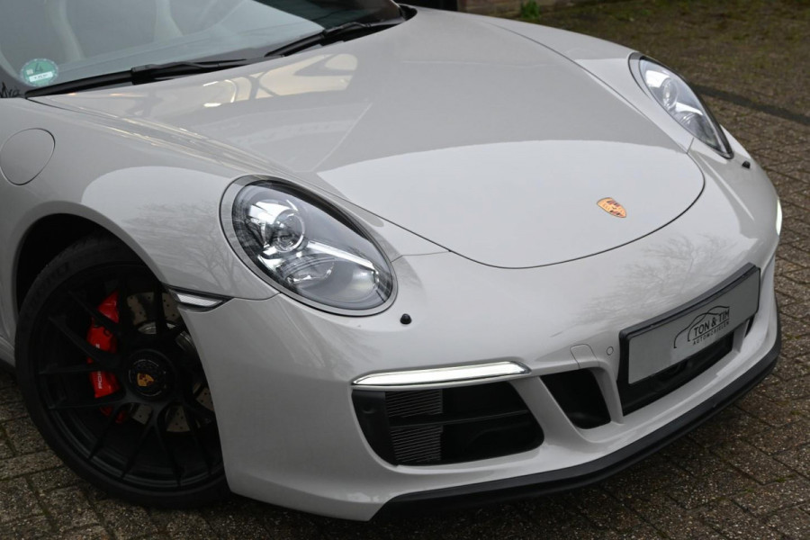 Porsche 911 3.0 Targa 4 GTS PDK Krijt SportChrono BOSE PDLS CAM '19