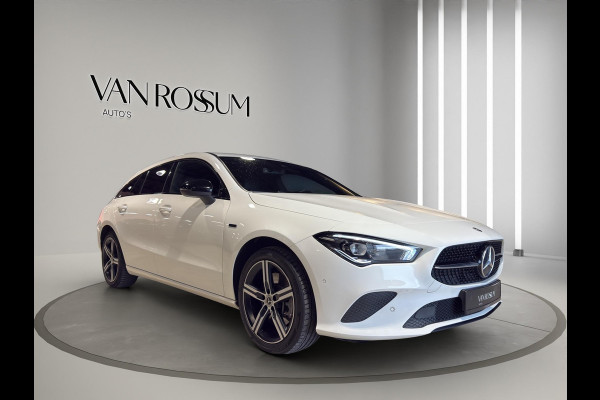 Mercedes-Benz CLA-Klasse Shooting Brake 250 e Luxury Line Automaat | Comfortstoelen | Sfeerverl | 17"Velg | Camera | Volledig digitaal |