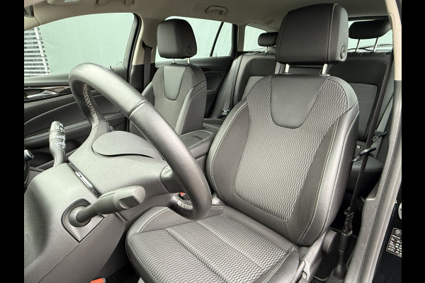 Opel Insignia Sports Tourer BWJ 2021 | 1.5CDTI 123PK Bus. Elegance | TREKHAAK | CAMERA A | NAVI | CLIMA | CARPLAY | PDC 2X | LEDER/STOF |