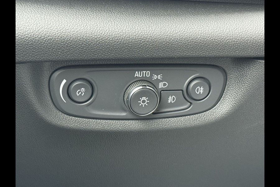 Opel Insignia Sports Tourer BWJ 2021 | 1.5CDTI 123PK Bus. Elegance | TREKHAAK | CAMERA A | NAVI | CLIMA | CARPLAY | PDC 2X | LEDER/STOF |