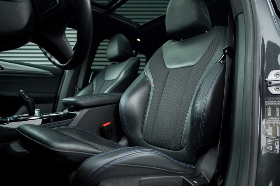 BMW X4 xDrive30i High Executive M-Sport / Pano / Harman Kardon / Trekhaak