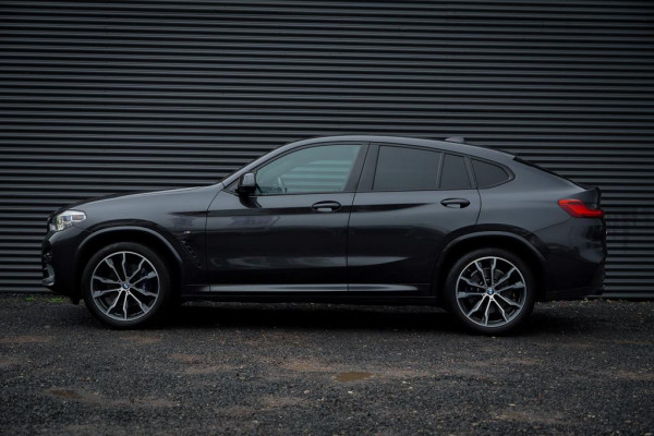 BMW X4 xDrive30i High Executive M-Sport / Pano / Harman Kardon / Trekhaak