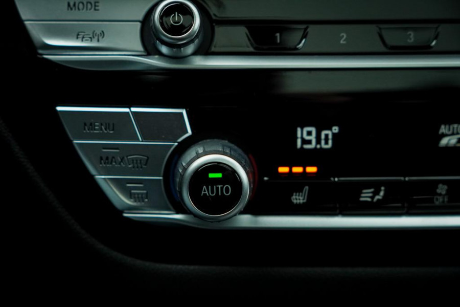 BMW X4 xDrive30i High Executive M-Sport / Pano / Harman Kardon / Trekhaak