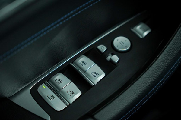 BMW X4 xDrive30i High Executive M-Sport / Pano / Harman Kardon / Trekhaak