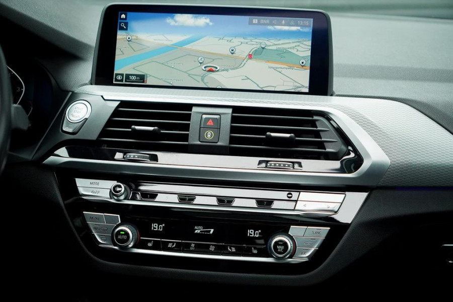 BMW X4 xDrive30i High Executive M-Sport / Pano / Harman Kardon / Trekhaak