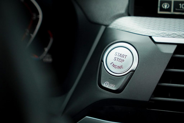 BMW X4 xDrive30i High Executive M-Sport / Pano / Harman Kardon / Trekhaak