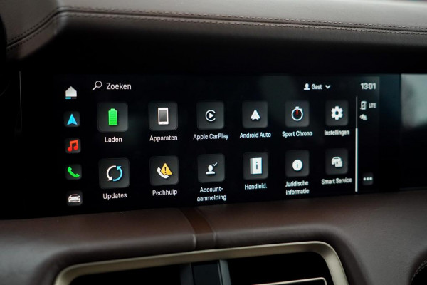 Porsche Taycan 79 kWh / Krijt / Pano / Stoelverwarming + Koeling / Warmtepomp / Luchtvering
