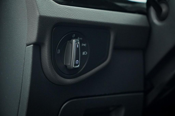 Volkswagen Touran 1.8 TSI Highline Business R 7p / Stoel&Stuurverwarming / Pano