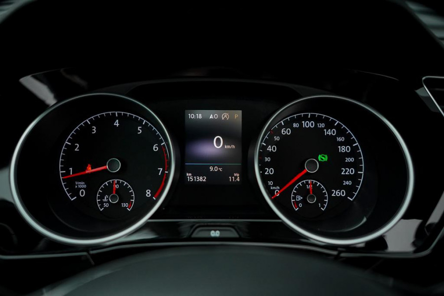 Volkswagen Touran 1.8 TSI Highline Business R 7p / Stoel&Stuurverwarming / Pano