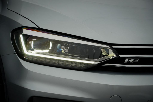 Volkswagen Touran 1.8 TSI Highline Business R 7p / Stoel&Stuurverwarming / Pano